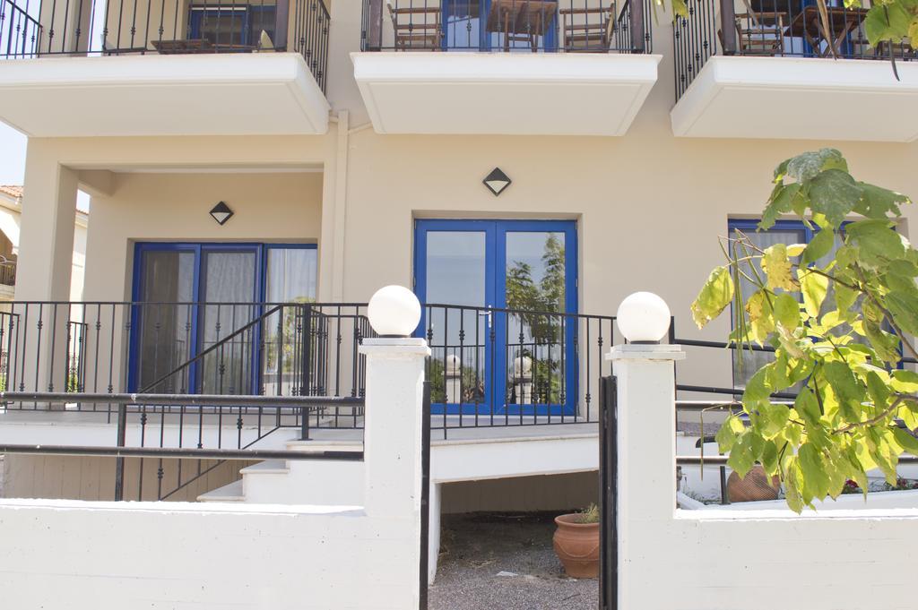 Hotel Alexandros Fanarion Bagian luar foto